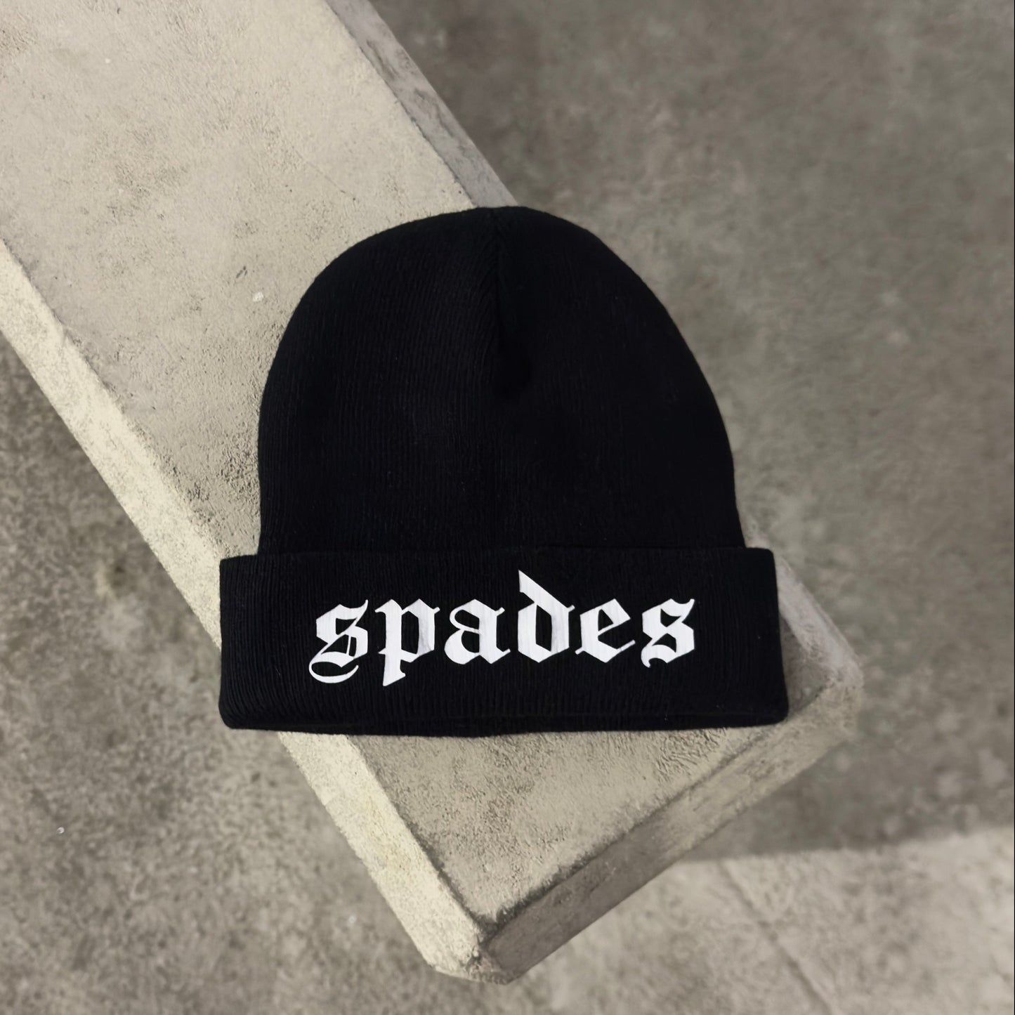 Spades Essential Beanie - GOTHIC Black